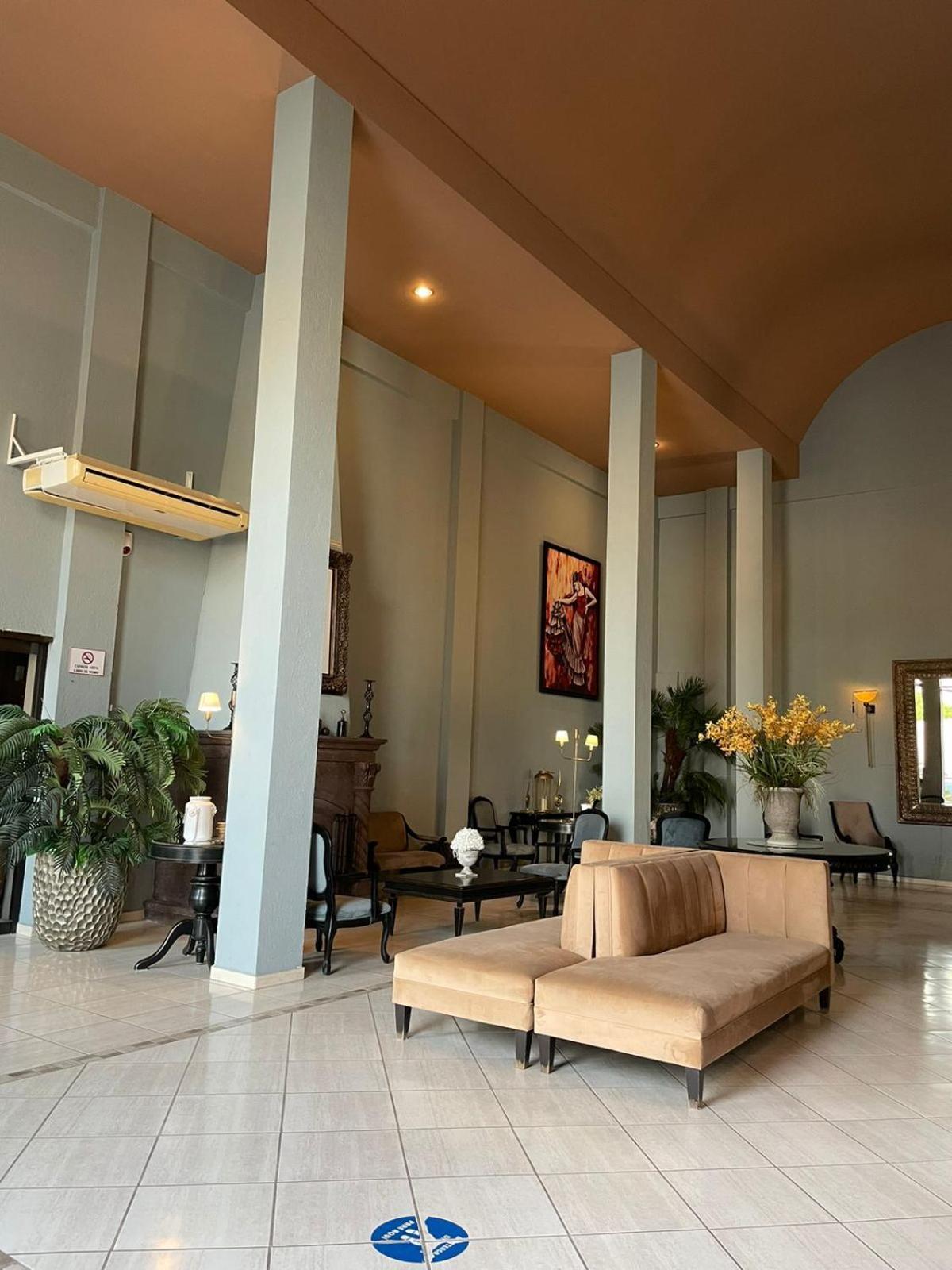 Hotel Villa Montes Ezequiel Montes Exterior photo